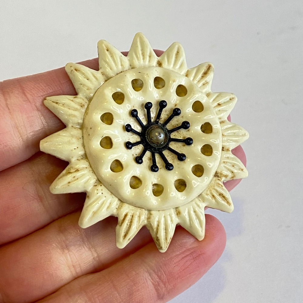 Vintage Cream Sunflower Brooch Celluloid‎ Plastic Floral Pin Faux Pearl READ